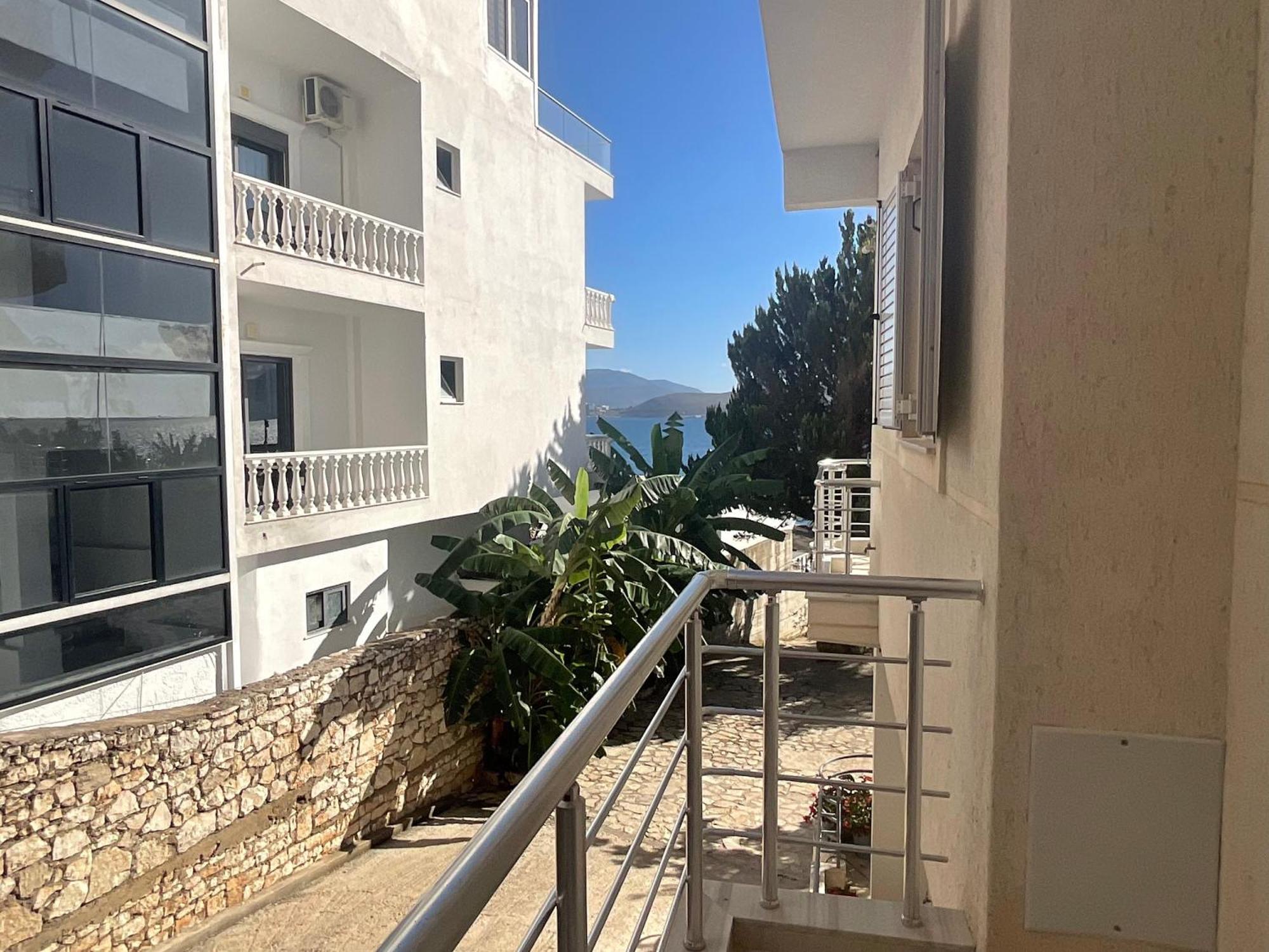 Mojito Beach Apartments With Free Parking Sarandë Exterior foto
